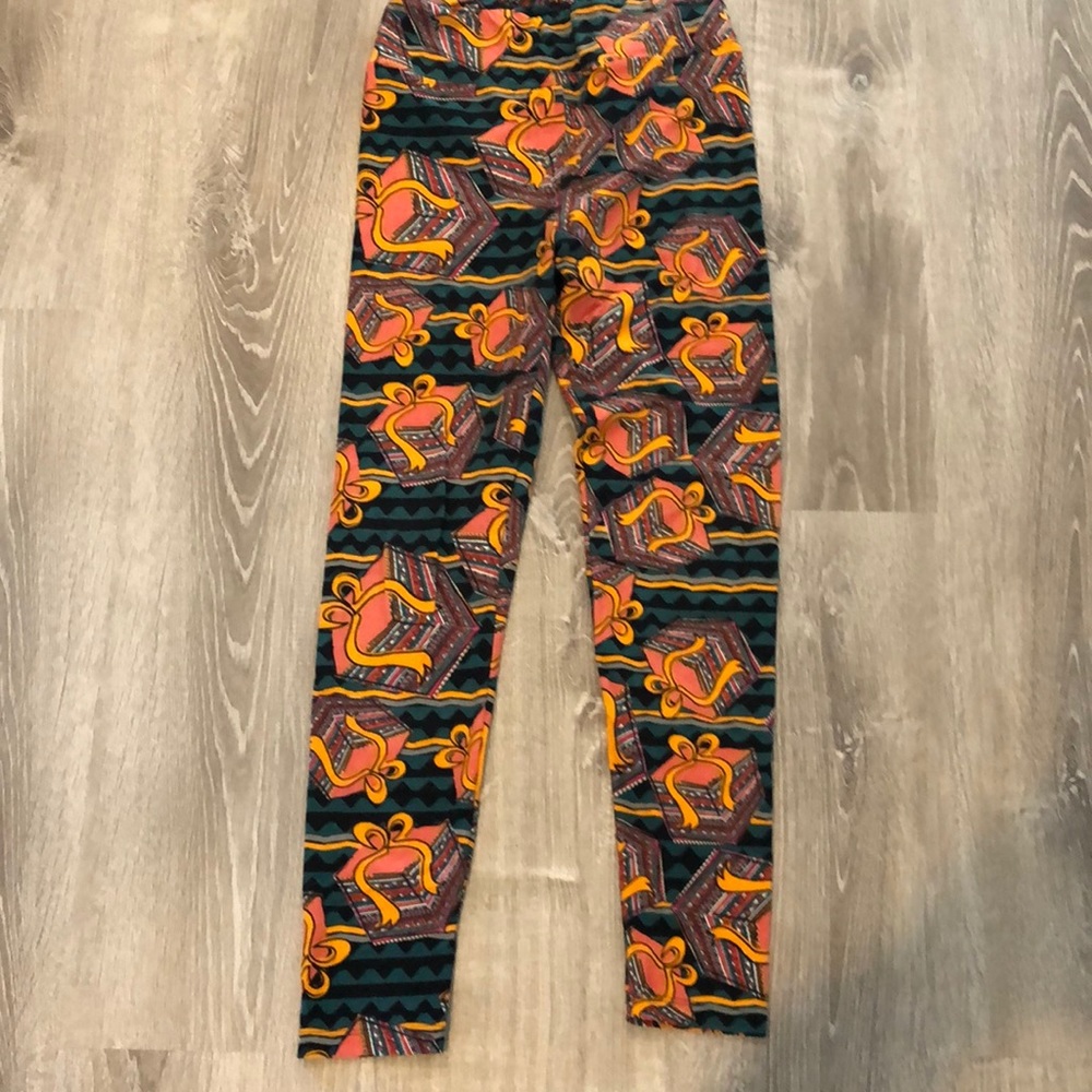 LuLaRoe one size leggings